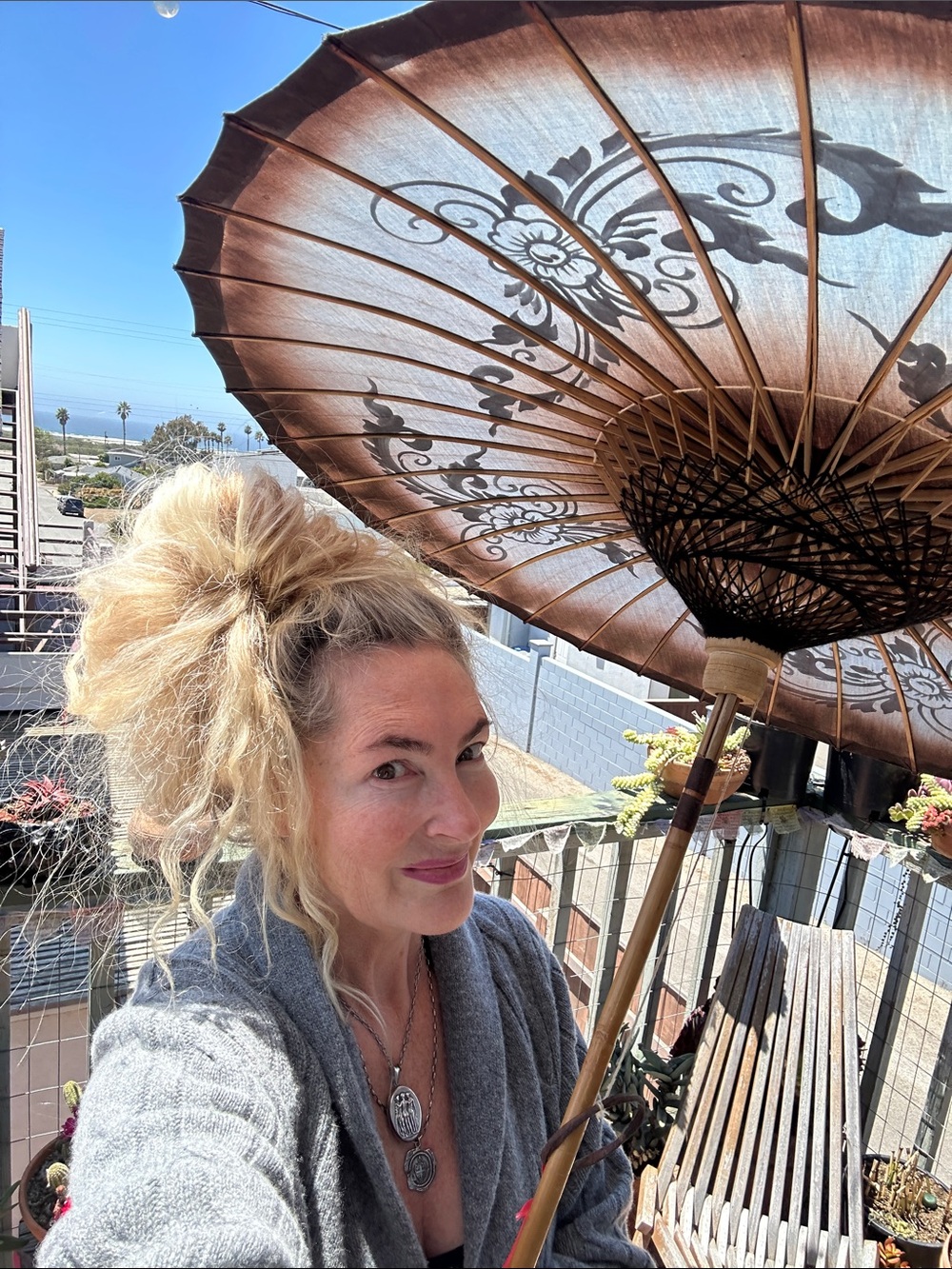🇲🇲 brown grey black Asian Paper Sun Parasol. Photo shoot/ home decor. Myanmar - Picture 3 of 16